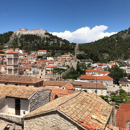 Old Town Apartment Mare Hvar Town Eksteriør bilde