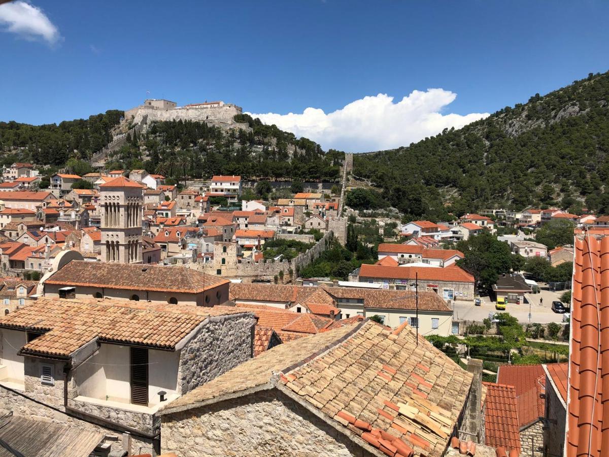 Old Town Apartment Mare Hvar Town Eksteriør bilde